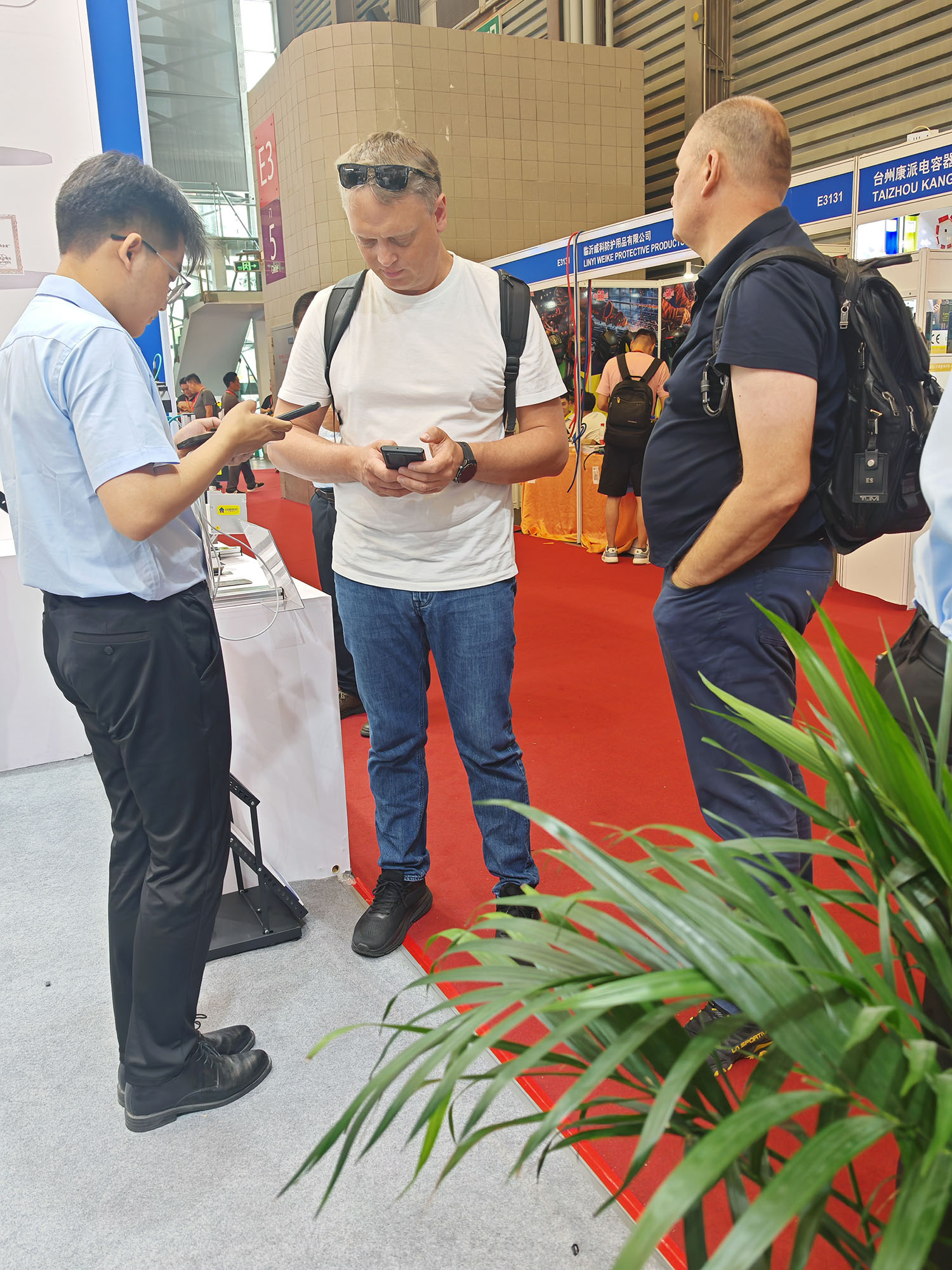 創想智控亮相第28屆北京·埃森焊接展，免示教與零前置焊縫跟蹤技術引爆現場關注